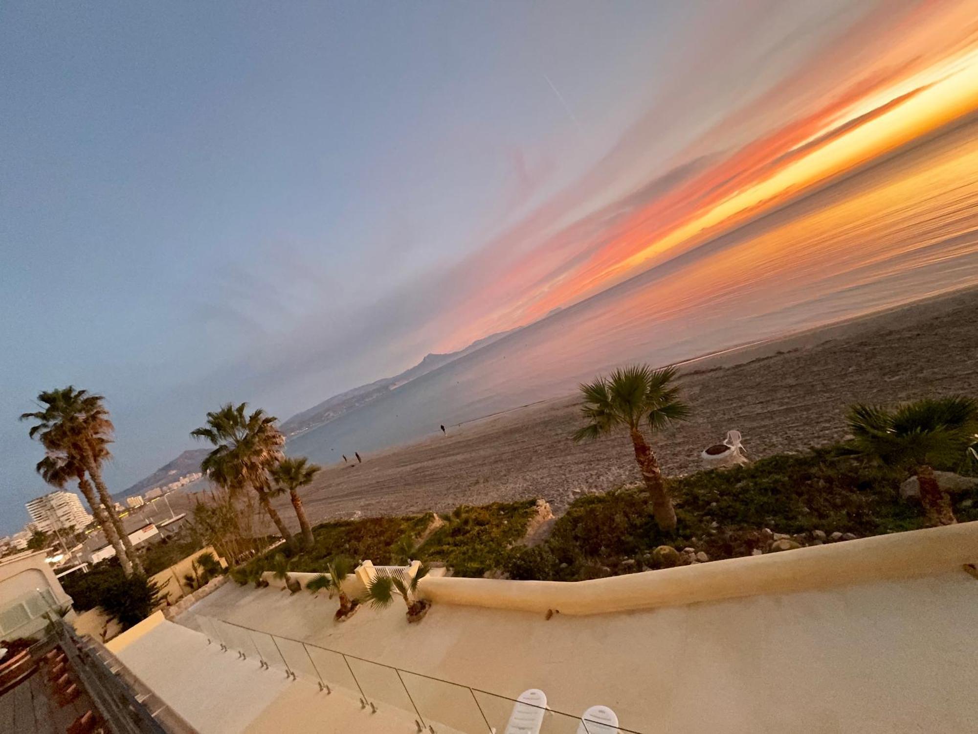 Espectacular Apartamento A Pie De Playa En Chalet Roquetes Alicante Luaran gambar