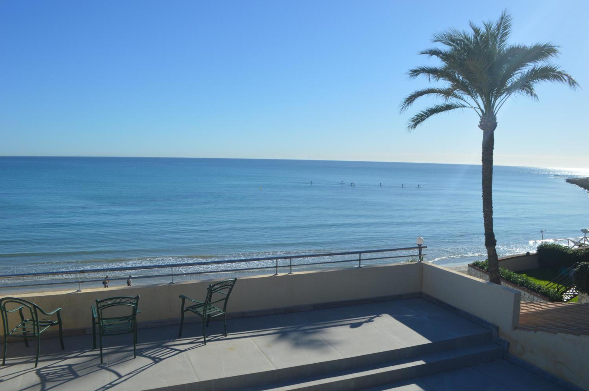 Espectacular Apartamento A Pie De Playa En Chalet Roquetes Alicante Luaran gambar