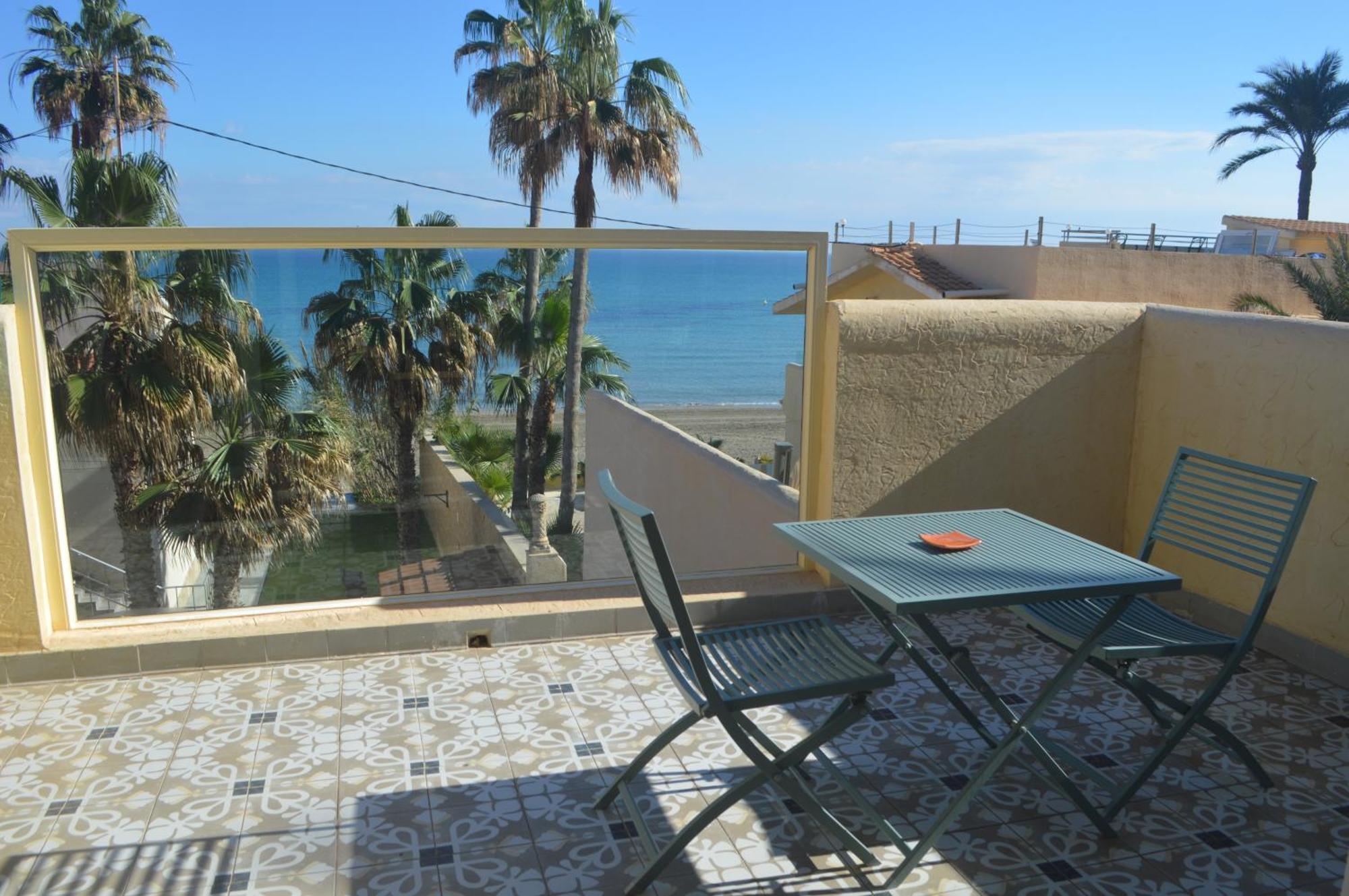 Espectacular Apartamento A Pie De Playa En Chalet Roquetes Alicante Luaran gambar