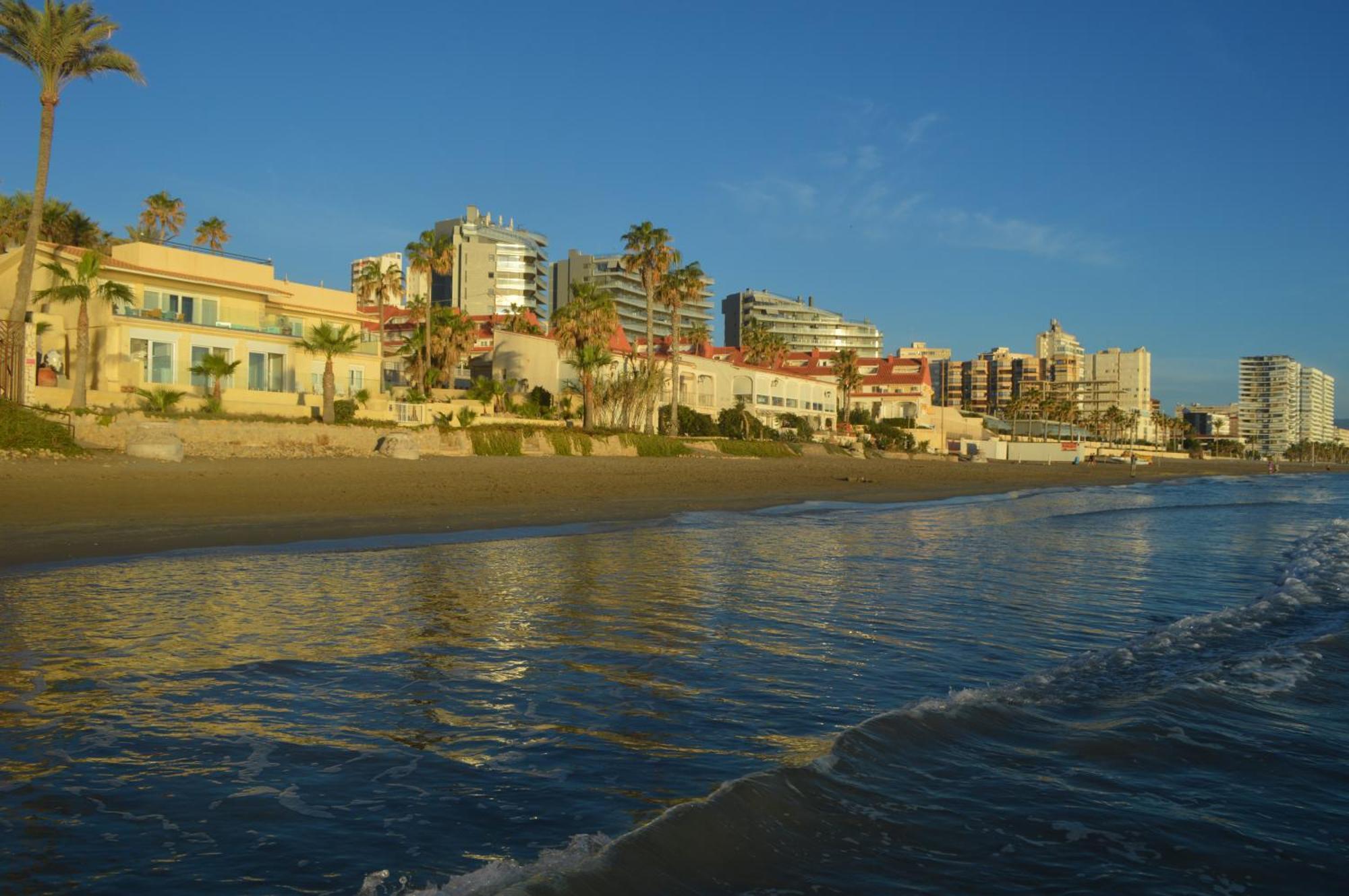 Espectacular Apartamento A Pie De Playa En Chalet Roquetes Alicante Luaran gambar