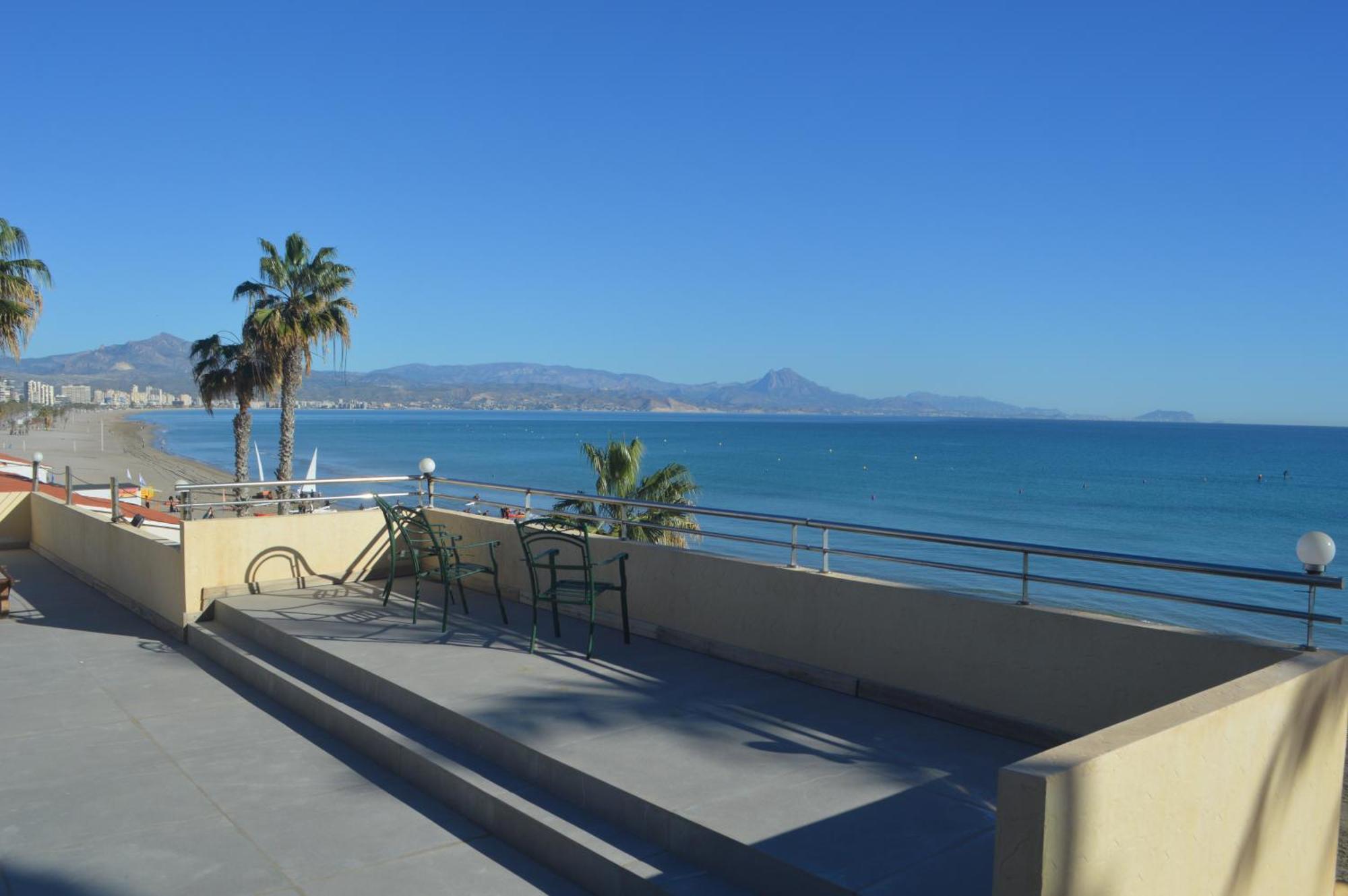 Espectacular Apartamento A Pie De Playa En Chalet Roquetes Alicante Luaran gambar