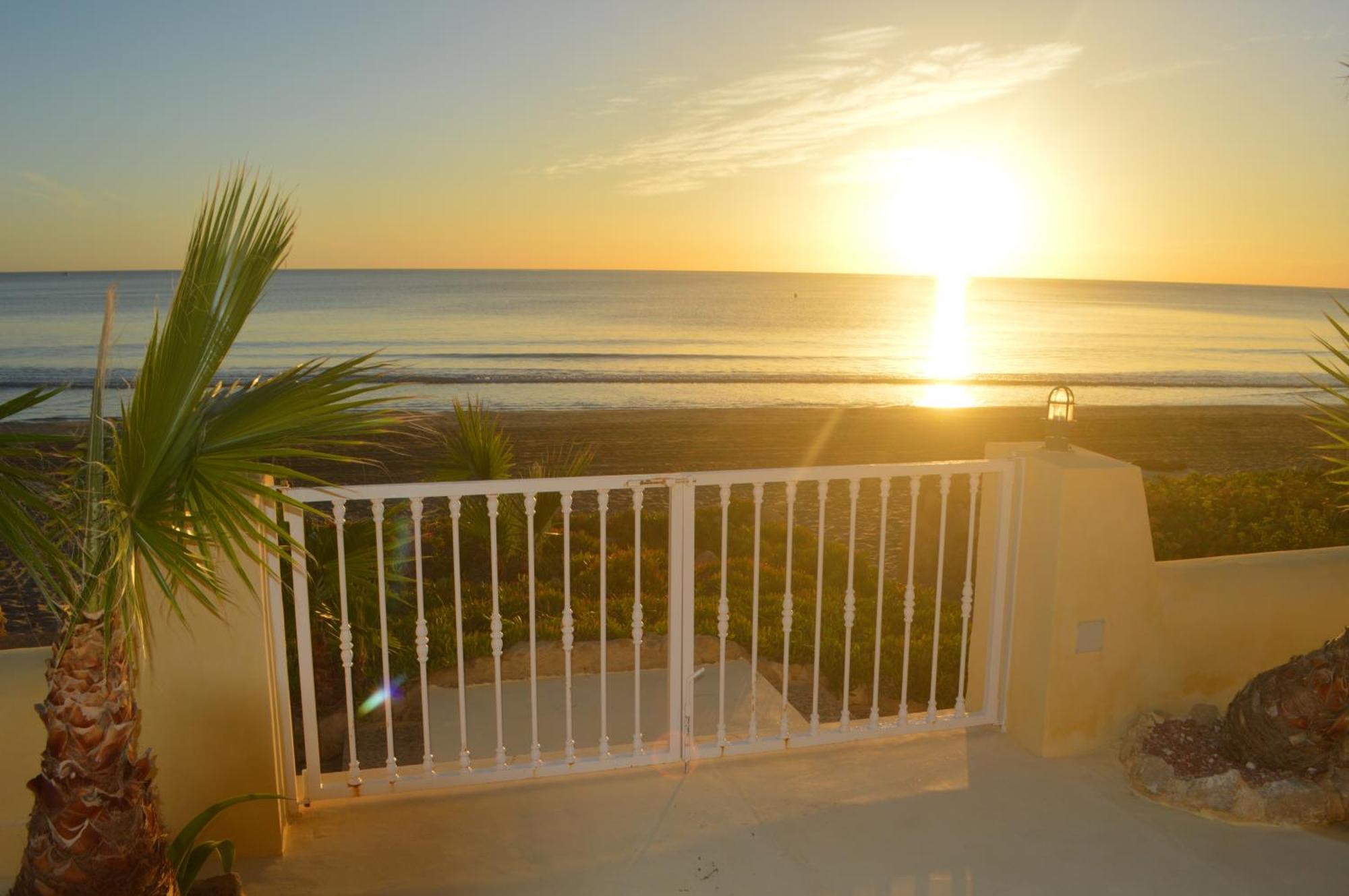 Espectacular Apartamento A Pie De Playa En Chalet Roquetes Alicante Luaran gambar