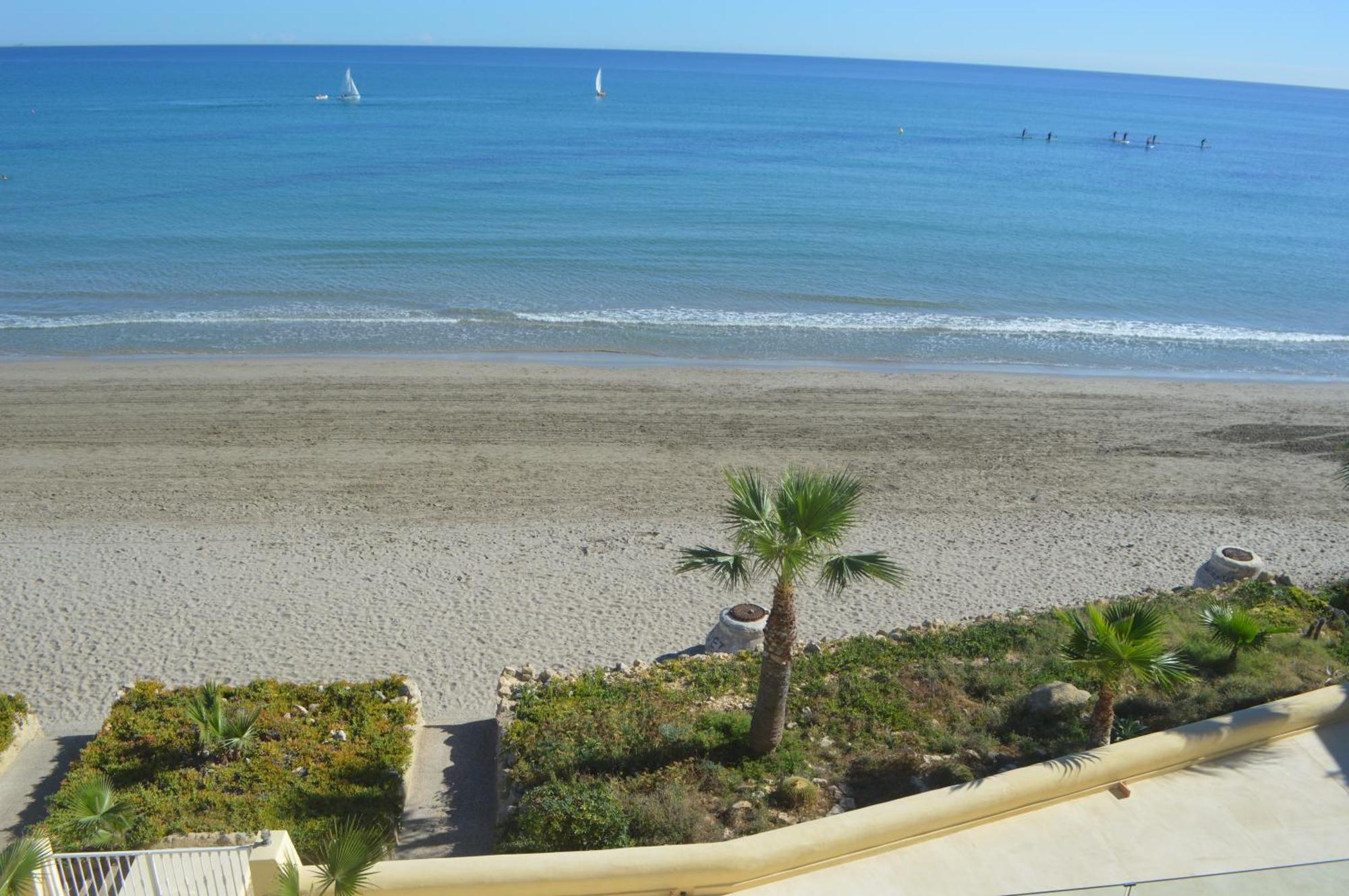 Espectacular Apartamento A Pie De Playa En Chalet Roquetes Alicante Luaran gambar