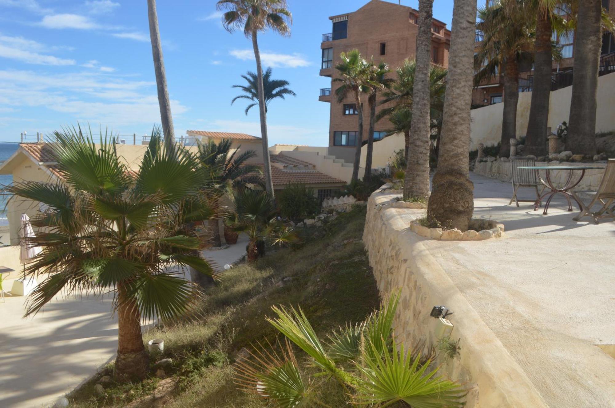 Espectacular Apartamento A Pie De Playa En Chalet Roquetes Alicante Luaran gambar